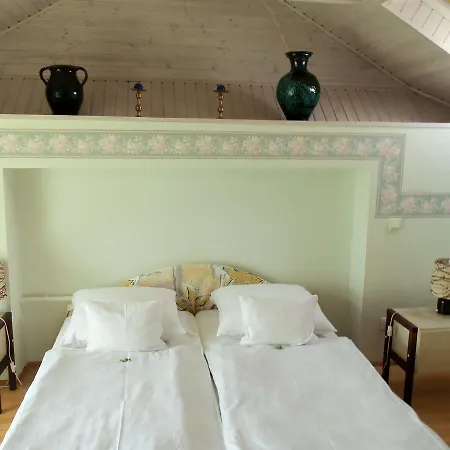 Bartok Guest house 3*